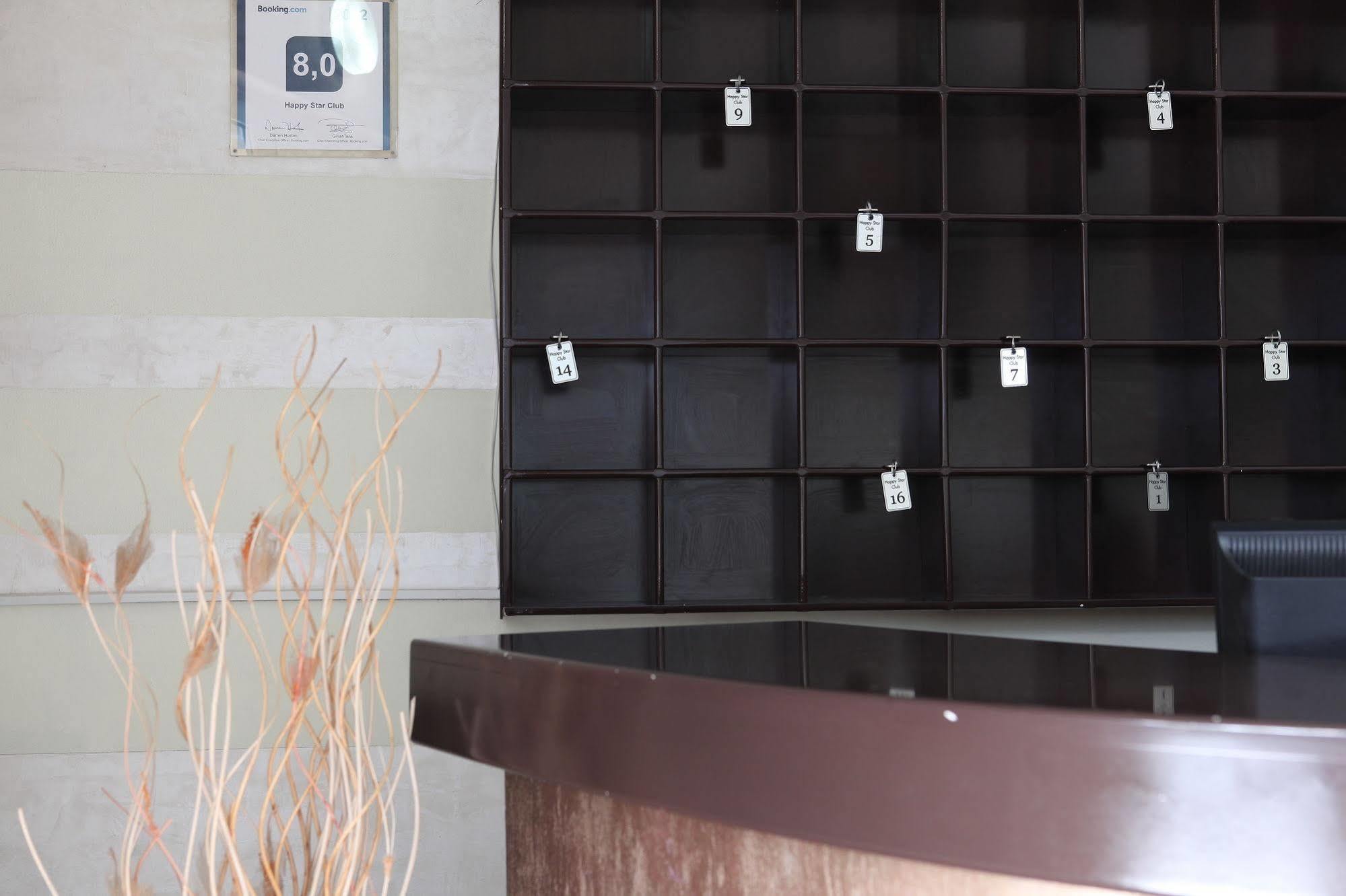 Hotel Happy Star Club Belgrado Esterno foto